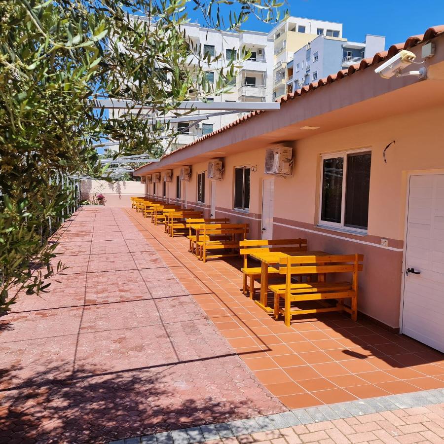 Vila Ivina Durrës 外观 照片